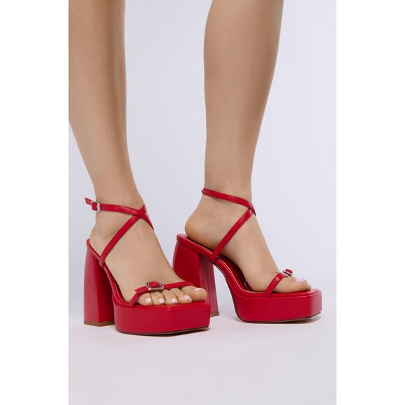Azalea Wang Lennox Strappy Platform Sandal Heels in Red Size 8.5 - Picture 1 of 7